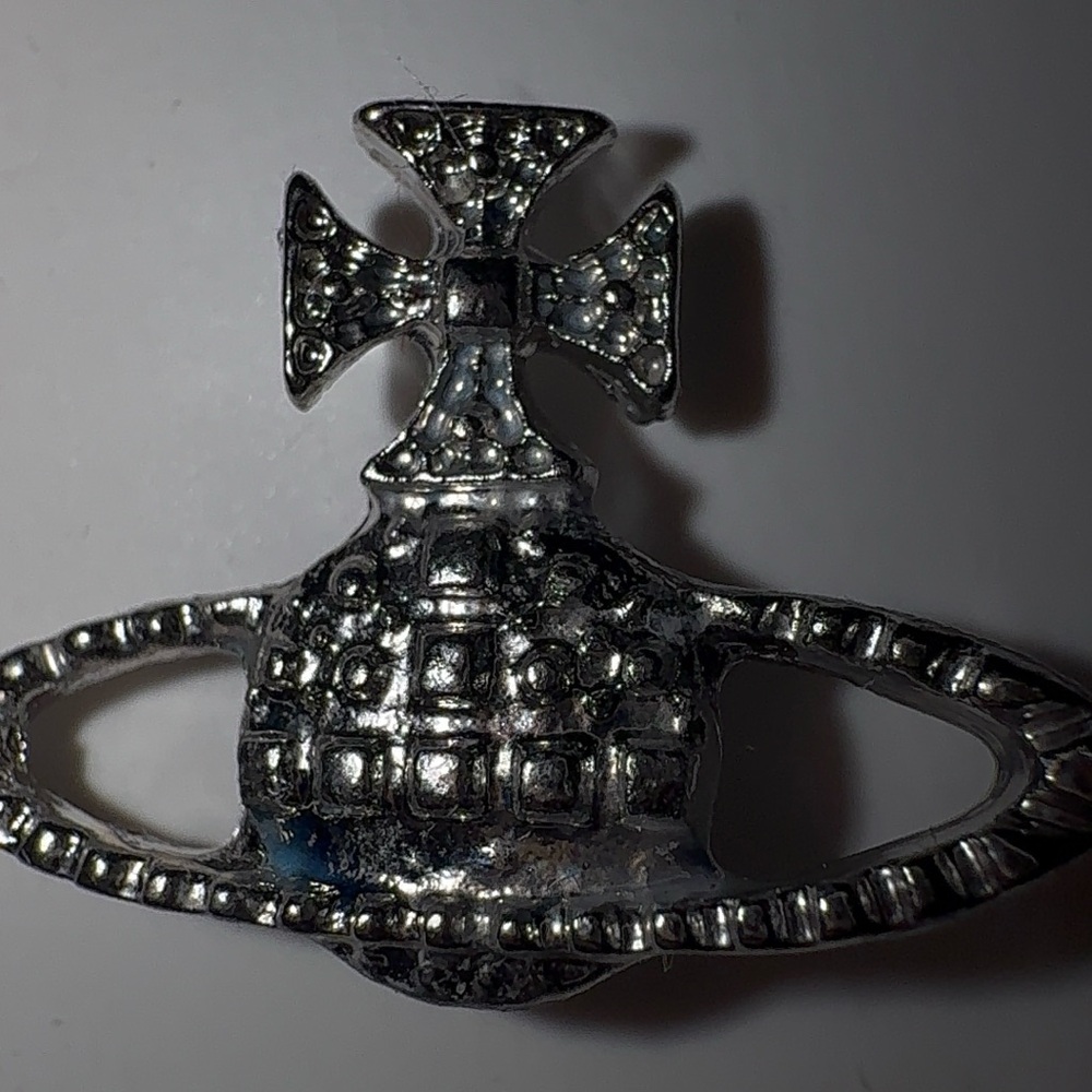 Silver Vivienne Westwood Orb earrings